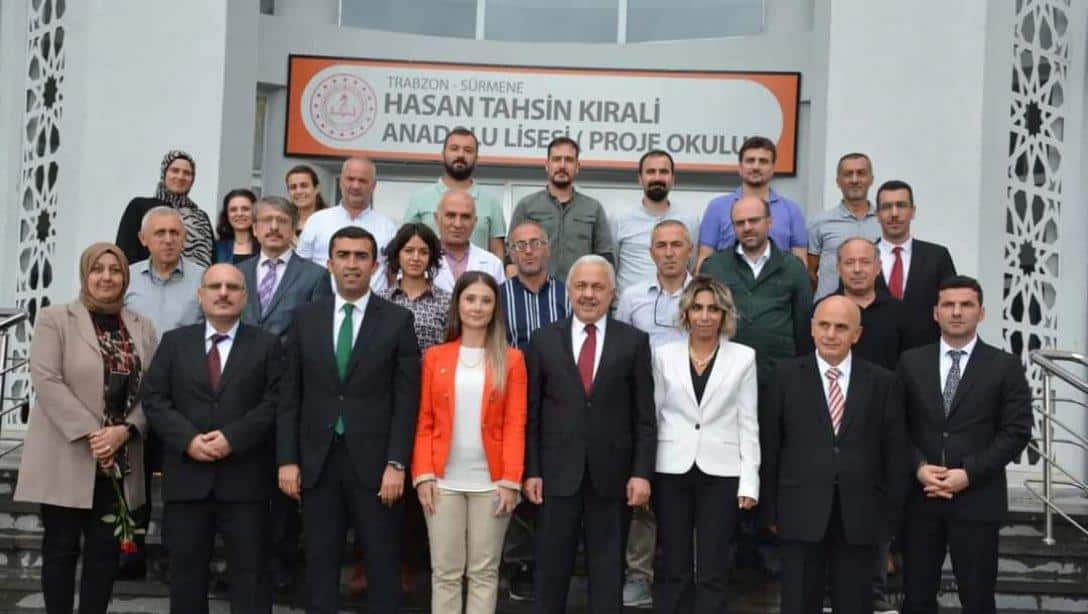 MEB Personel Genel Müdürü Fehmi Rasim ÇELİK İlçemiz Hasan Tahsin Kırali Anadolu Lisesini ziyaret etti.