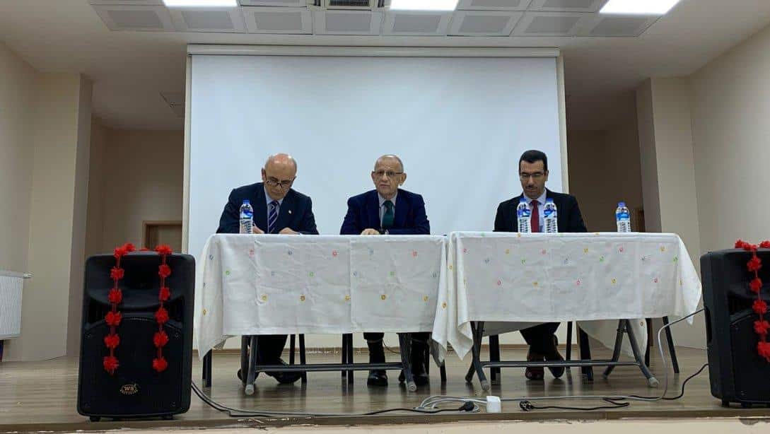 İlçe Milli Eğitim Müdürümüz Halil İbrahim REVİ  Başkanlığında Müdürler Kurulu Toplantısı Gerçekleştirildi. 